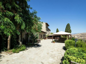 Chic Farmhouse with Sauna Whirlpool Patio Jacuzzi Garden Resuttano